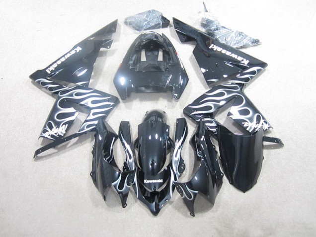 Kawasaki ZX10R 2003-2005 - Schwarze Weiße Flamme Kawasaki ZX10R 2003-2005 - Schwarze Weiße Flamme