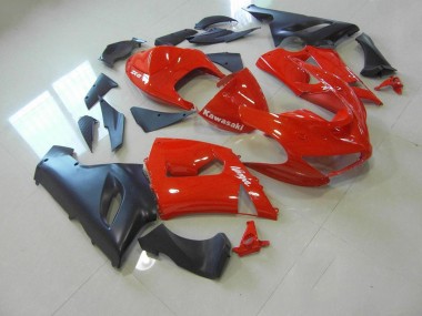 Kawasaki ZX6R 2005-2006 - Rot und Matt Schwarz