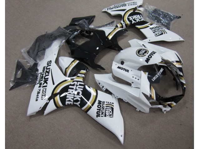 Suzuki GSXR 600 K11 2011-2024 - Weiß Lucky Strike Schwarz Motul Suzuki GSXR 600 K11 2011-2024 - Weiß Lucky Strike Schwarz Motul