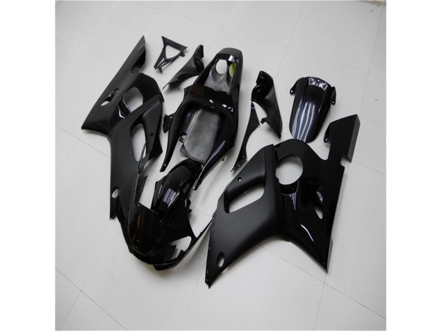 Yamaha R6 1998-2002 - Matt schwarz Glänzend Yamaha R6 1998-2002 - Matt schwarz Glänzend